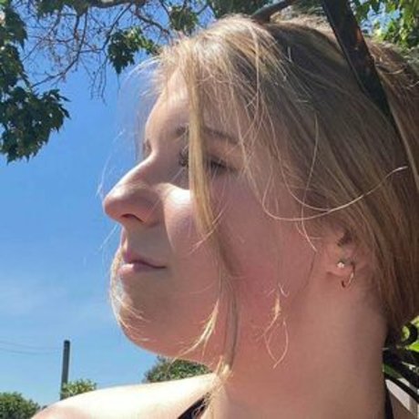 emlepage18 pornstar free pics