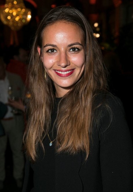 Antonia Desplat perfect star pic