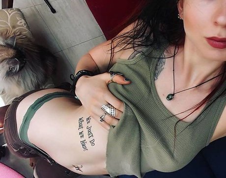 Infy Snow model xxx picture