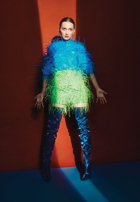 Maude Apatow pornstar adult galleries