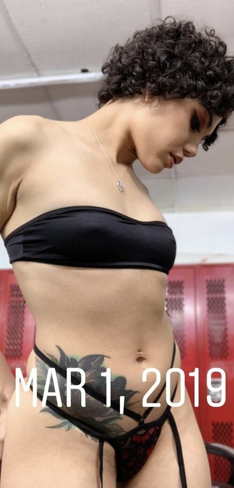 seekingsage beautiful model images