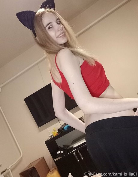 kami is lia01 naked model pic