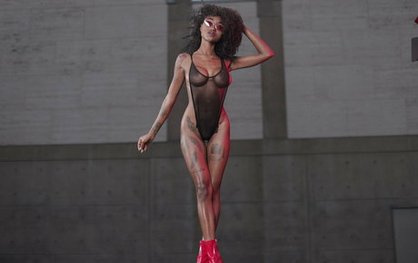 Theundiscovereduncovered star naked photos