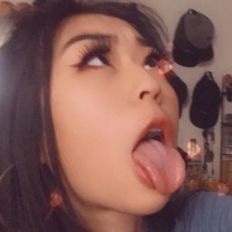 ToxicDaisies erotic model picture