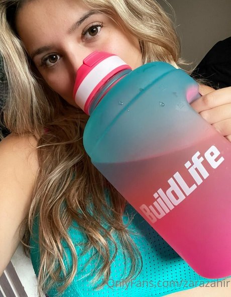 Zara Zahir model top archive