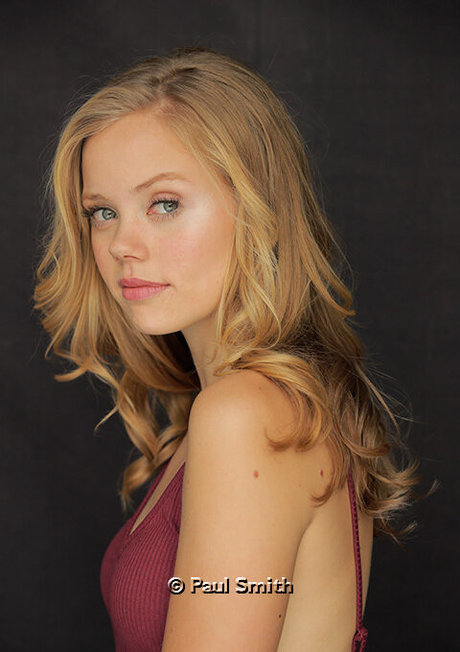 Annalisa Cochrane high quality actress gallery