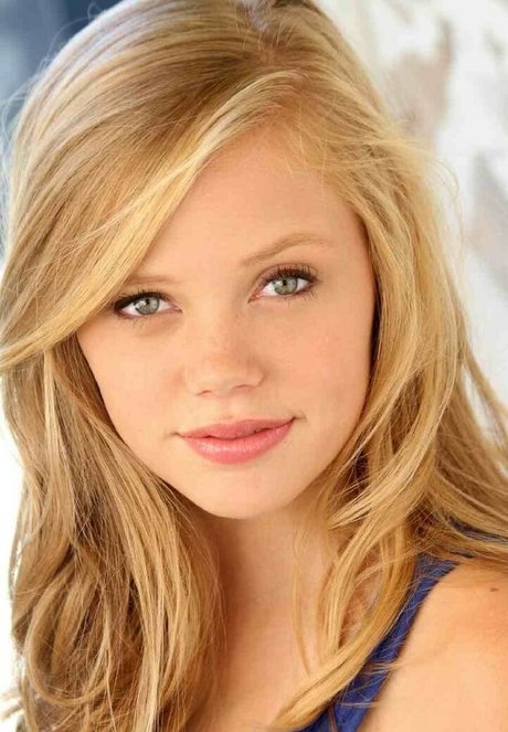 Annalisa Cochrane beautiful model img