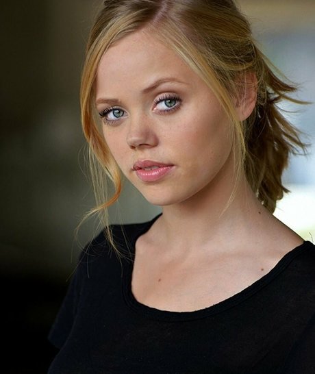 Annalisa Cochrane exclusive model gallery