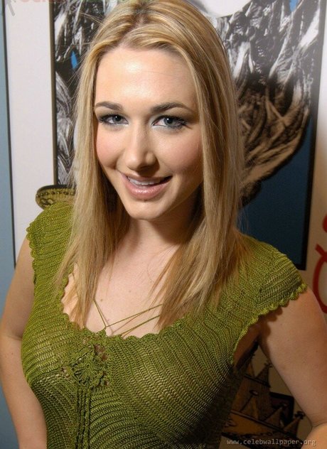 Andrea Lowell model nude image