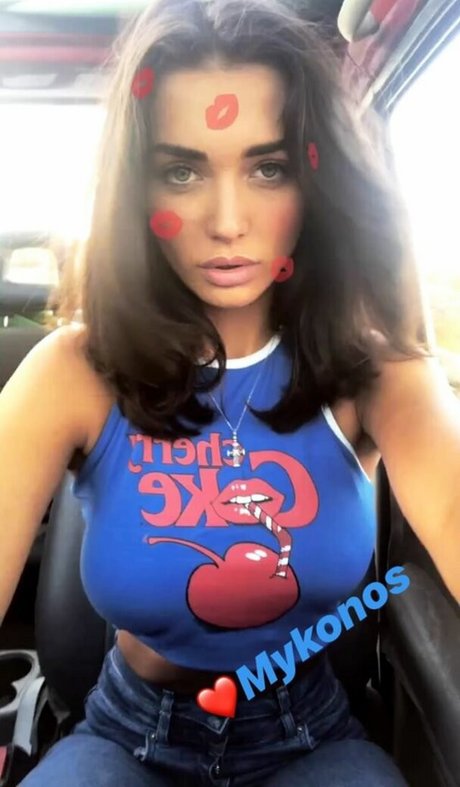 Amy Louise Jackson star naked pictures