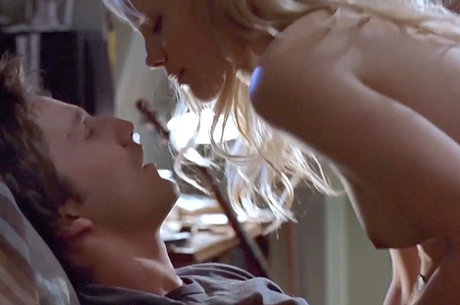 Amy Lysle Smart nice model pic