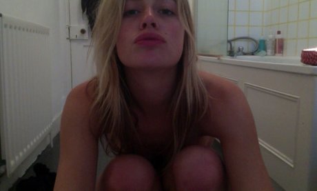 Annie McGinty star naked pic