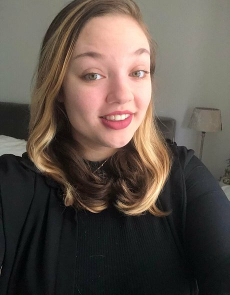 Cheyenne1607 nude model photo