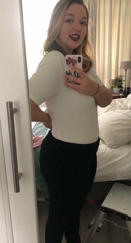 Cheyenne1607 star porn galleries