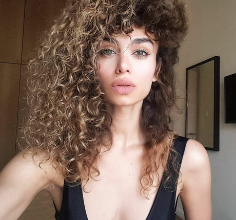 Amanda Chrishell model perfect gallery