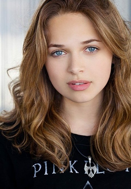 Alyssa Jirrels star adult photo