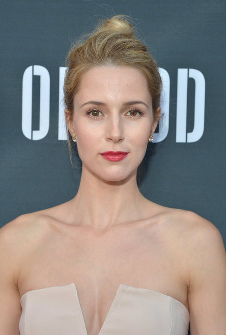 Alona Tal beautiful actress image