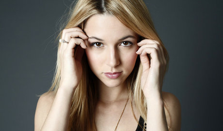 Alona Tal model nude photos