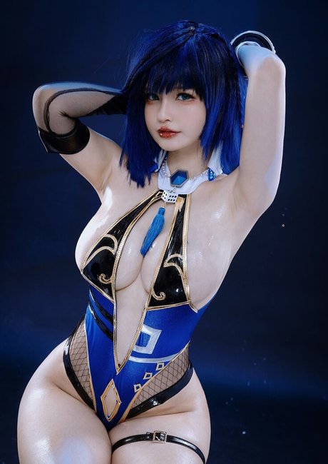 azami1110 pretty actress image