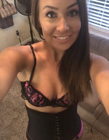 Nichole Harrison star pornographic photo