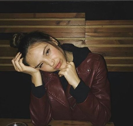 Alexis Rene Glabach star hd images