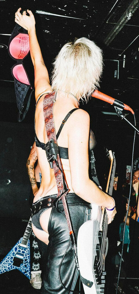 Milkie Way pornstar high quality archive