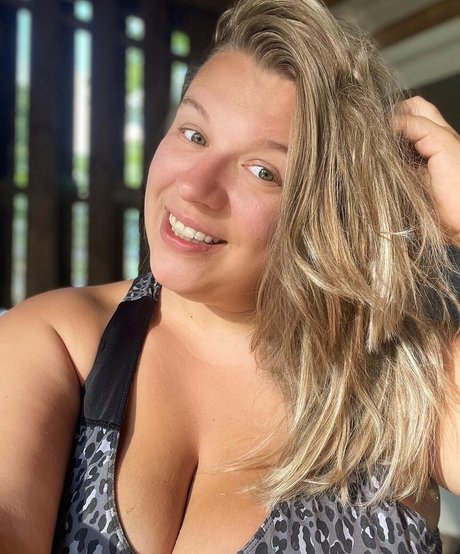 Ivy Dahlia pornstar xxx img