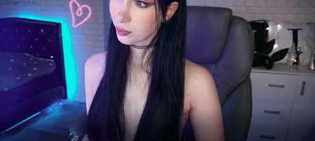 Izzy uindi pornographic actress picture