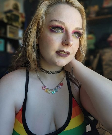 gabbigastthegreen pornstar adult picture