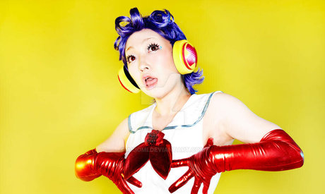 Omi Kero Gibson star erotic pic