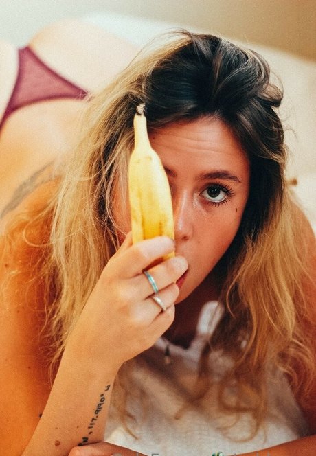 Ashleeey perfect pornstar img