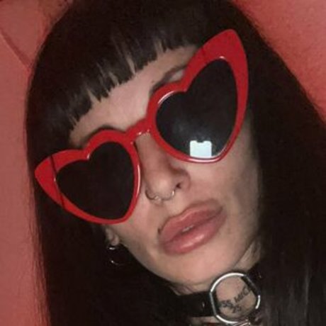 Marykey erotic pornstar pic