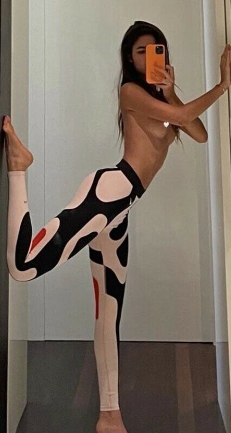 Salome Das pretty pornstar picture