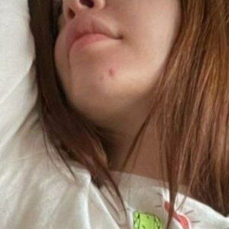 Paulabuenavidaa star nude picture