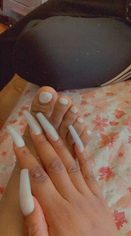 Its alani star erotic photos