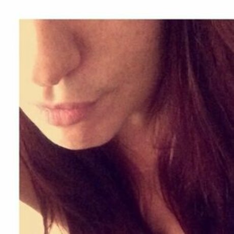 Boz suicide model beautiful pic