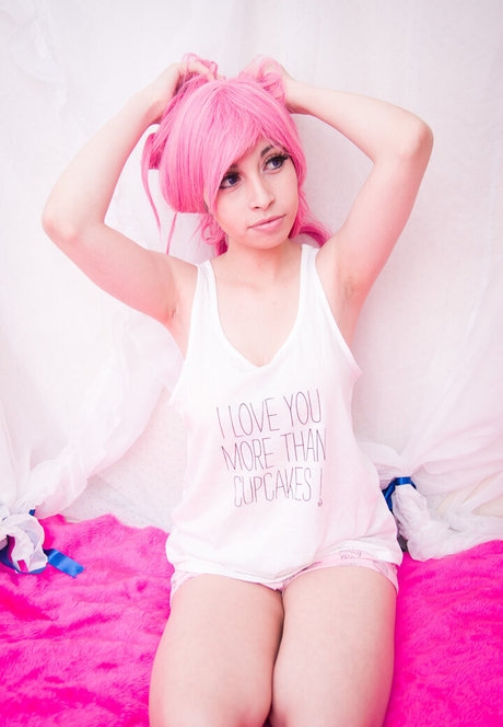 Akemii Blue beautiful actress photo