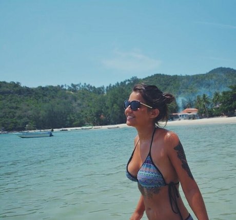 Ana Gutierrez model hd picture