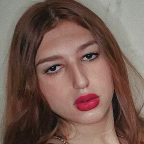 Nicky Oberlin naked star photos