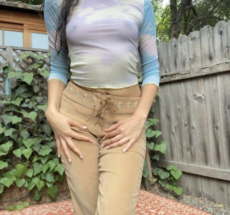 Raveena nude pornstar pic