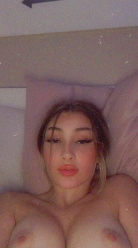 swedishbaddie model sexy pics