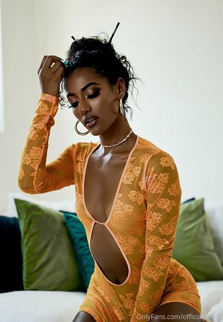 Official Janina model sexy archive