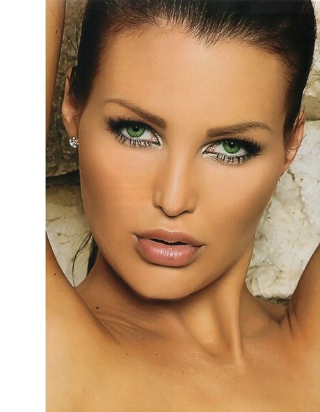 Helen De Muro perfect star images