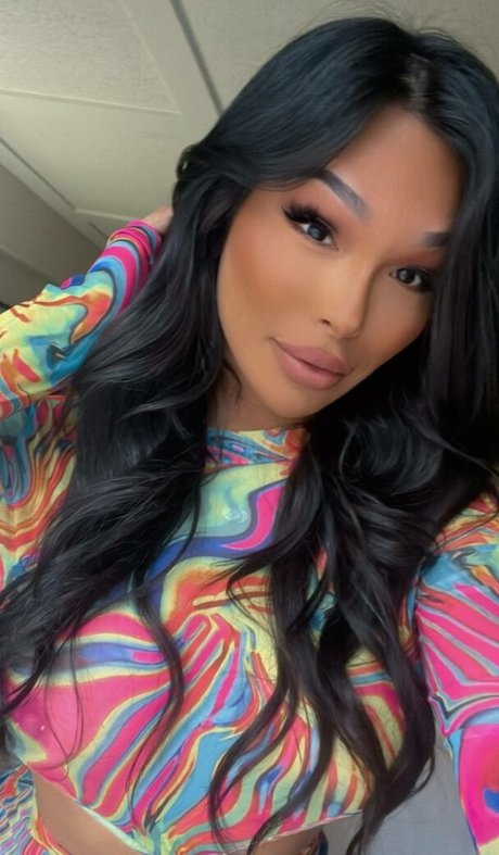 Jaslyn Lee porn star pic