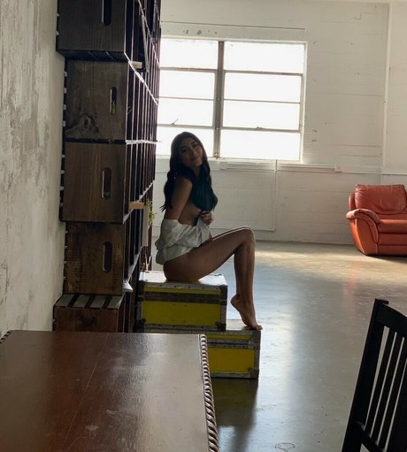 babyfengari model hd pics