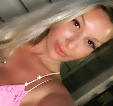 Lacey Denae star adult img