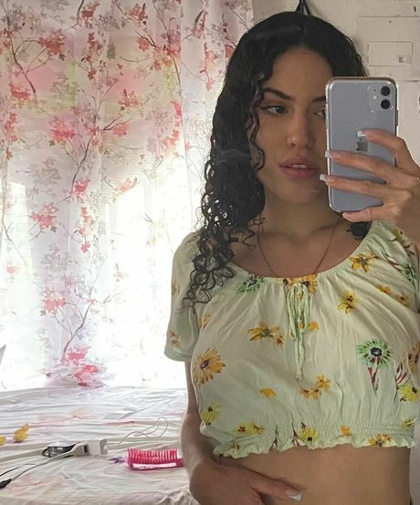 curlyjessica pornographic star image