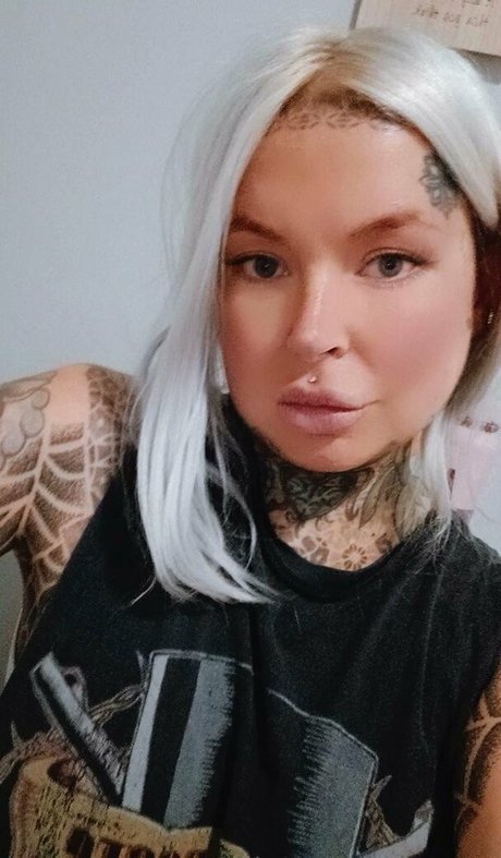 Summerrayexo model nudes pic