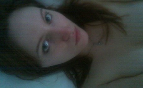 NixiePixel model photo