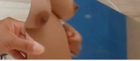 Linda Top nudes model photos